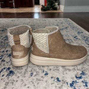 Hey Dude Light Brown Ankle Boots